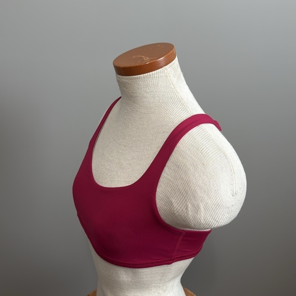 Lululemon - Free To Be Bra - Berry Rumble - Size 4 - Well Loved - Picture 7 of 9
